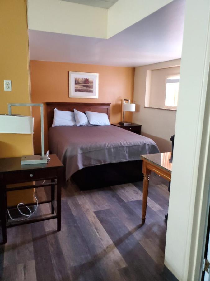 Budget Inn Of Бей Сити Екстериор снимка