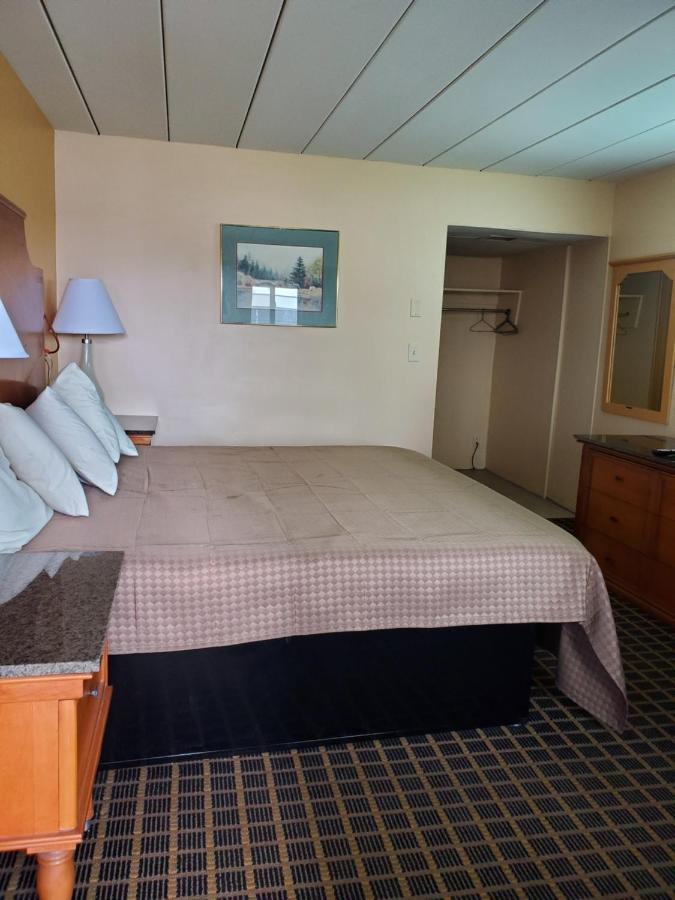 Budget Inn Of Бей Сити Екстериор снимка